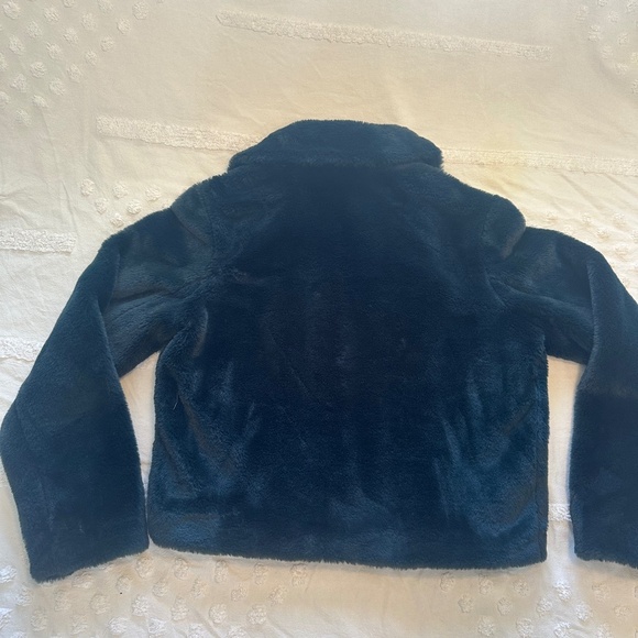 Express Dark Green Faux Fur Jacket ✨ - Picture 3 of 5